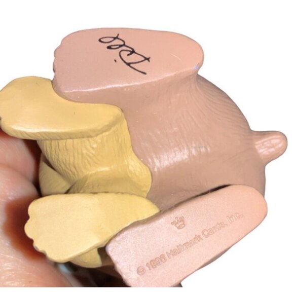 Hallmark Keepsake Ornament Mom and Dad  Bear Hugging Ornament Dated 1996 - Picture 9 of 9